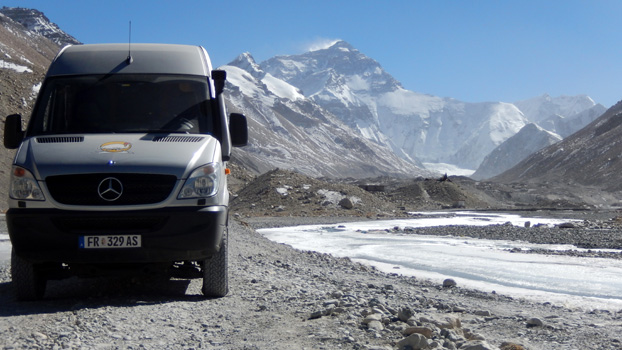 Rückfahrt vom Mount Everest Basislager.