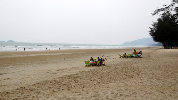 Militärischer Strand bei Hua Hin, N 12.497705° E 99.974624°.