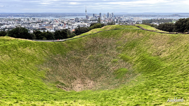 Blick vom Maungawhau auf die City von Auckland.